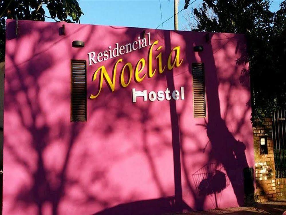 Residencial Noelia Hostel Пуерто-Іґуасу Екстер'єр фото