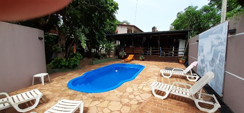 Residencial Noelia Hostel Пуерто-Іґуасу Екстер'єр фото