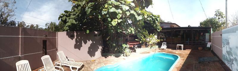 Residencial Noelia Hostel Пуерто-Іґуасу Екстер'єр фото